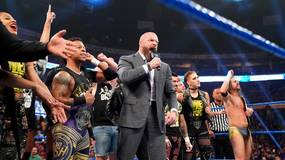 Вторжение NXT на SmackDown: реакция звезд основы и подготовительного ростера