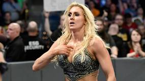 WWE готовят сюрпризное появление легенды на Super ShowDown; Почему Шарлотт Флэр пропустила минувший эфир Raw и другое