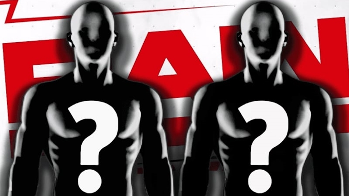Матч анонсирован на следующий эфир Raw; Команда Raw грозится выиграть титулы (присутствуют спойлеры)