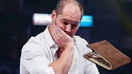 Бэрон Корбин пытался украсть кошелек у рестлера Raw за кулисами сегодняшнего шоу