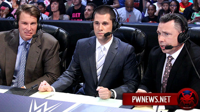WWE обновили составы комментаторов Monday Night RAW и SmackDown