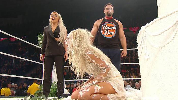 Что было после выхода Raw из эфира; Возможная травма на хаус-шоу; Следующее появление СМ Панка и другое