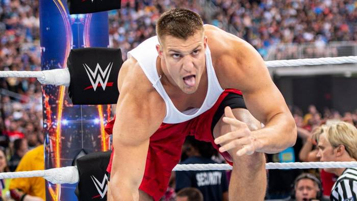 WWE готовят большой матч для Роба Гронковски на SummerSlam 2020; Подробности его контракта и другое