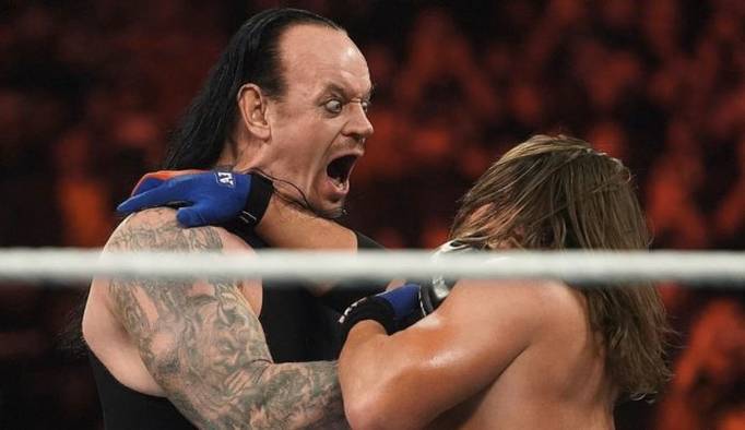 ЭйДжей Стайлз рассказал, почему WWE решили устроить Boneyard матч между ним и Гробовщиком