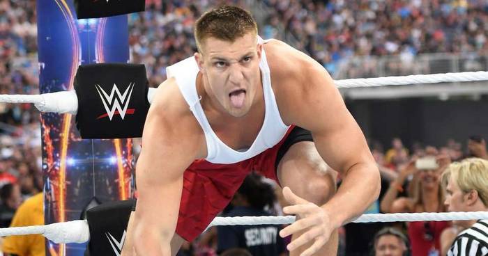 WWE готовят нечто особенное для Роба Гронковски на WrestleMania 36; Причина, по которой WWE не объявляют порядок проведения матчей на шоу