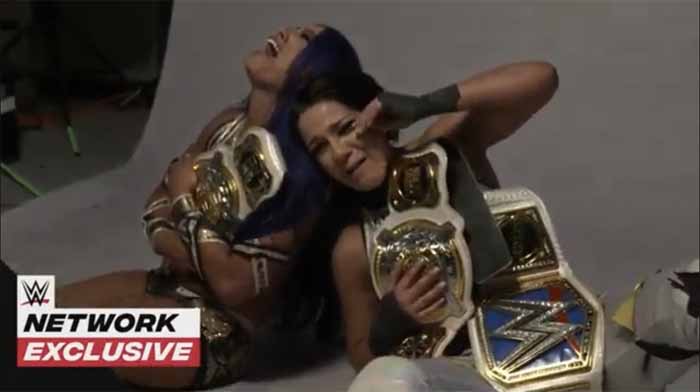 Саша Бэнкс и Бэйли после выигрыша титулов на SmackDown высмеяли слухи об инциденте за кулисами Рестлмании 35