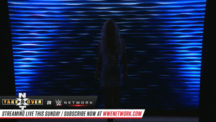 WWE раскрыли личность таинственной дамы во время эфира SmackDown