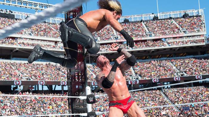 ТОП-10 величайших моментов Рэнди Ортона на WrestleMania по версии WWE