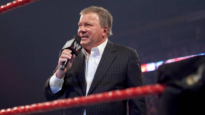 Уильям Шетнер будет введён в Зал Славы WWE; NJPW представили новый дизайн объединённого мирового титула IWGP