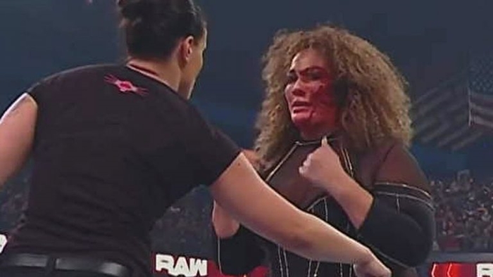 Ная Джакс на Raw получила сильный порез под глазом; Фанаты в Чикаго чантили «We want Wyatt» и «CM Punk»