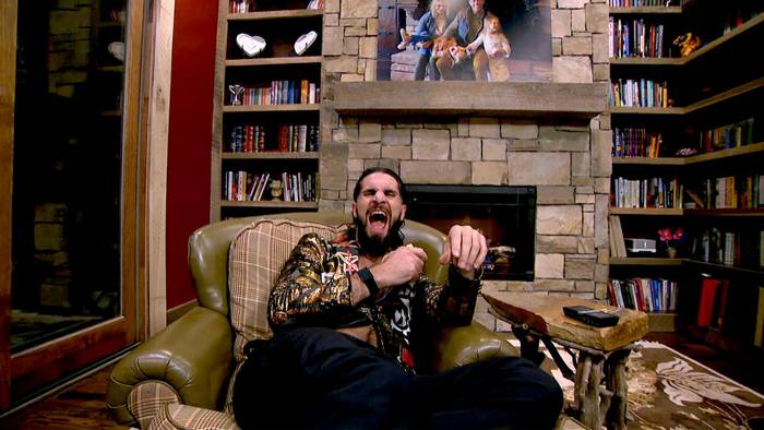 ТОП-10 моментов по версии WWE, когда рестлеры вторгались в чужой дом