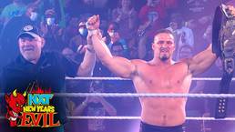 Видео: Рик Штайнер поздравил своего сына Брона Брейкера с выигрышем титула после выхода NXT New Year's Evil из эфира
