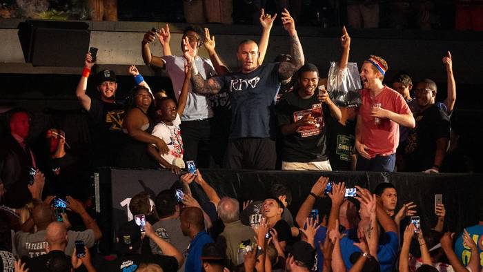 ТОП-10 самых громких реакций фанатов на Рэнди Ортона по версии WWE
