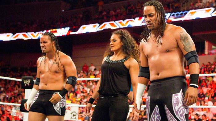 ТОП-10 дебютов представителей большой самоанской семьи Аноай по версии WWE