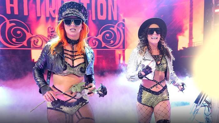 Toxic Attraction выбыли из турнира WWE из-за травмы; Новые полуфиналистки определятся на SmackDown
