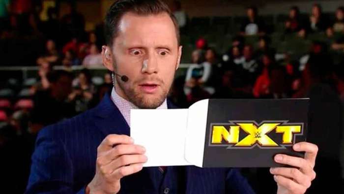 WWE уволили комментатора Найджела Макгинесса; Сарая официально получила допуск для работы на ринге