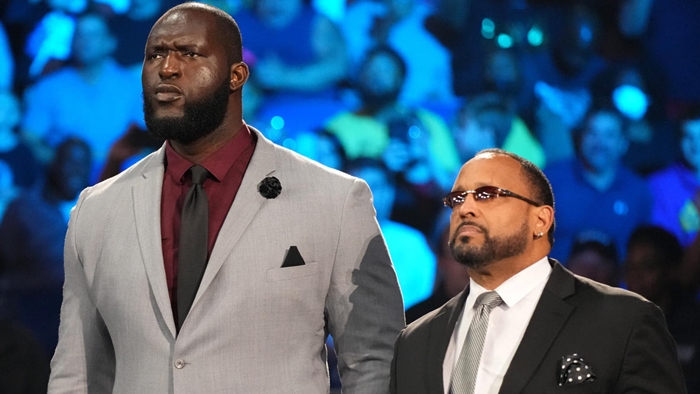 Омос и MVP появятся на SmackDown; Звезда Raw примет участие в тёмном матче на SmackDown