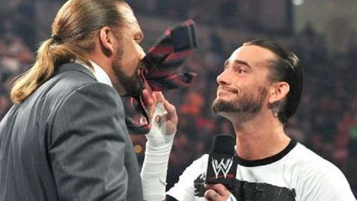 «Держитесь от него подальше» - Бишофф объяснил, почему WWE не стоит контактировать с СМ Панком