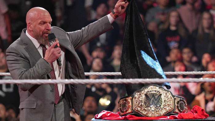 Трипл Эйча раскритиковали за решение добавить рестлеров SmackDown в турнир за мировой титул Raw