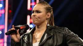 «Она озлобленная женщина» - член Зала Славы WWE отреагировал на критику Ронды Роузи