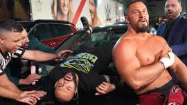 WWE сделали официальное заявление по Рикошету; Зарегистрирована интересная торговая марка и другое