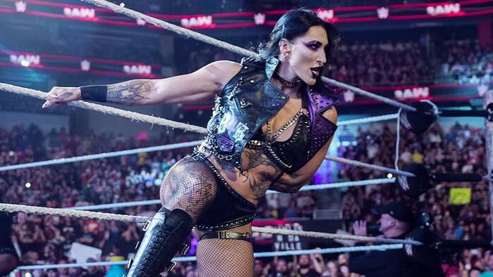 Риа Рипли хочет вернуть мировой титул женщин; WWE делают интересные тизеры на Raw и другое