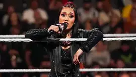WWE перевели Роксанн Перес на Raw; Известен мейн-ивент Saturday Night's Main Event и другое