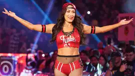 Никки Белла возвращается на Raw; WWE объявили место проведение WrestleMania 42 и другое