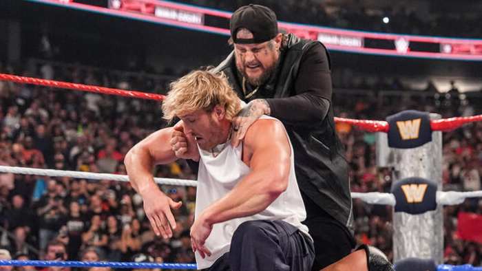 «Жирные певцы избивают рестлеров»: Корнетт раскритиковал WWE и AEW одновременно