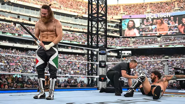 Кэррион Кросс предлагал альтернативную концовку матча против Зейна на SummerSlam