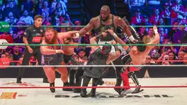 ТОП-10 моментов Triplemanía XXXIII по версии WWE