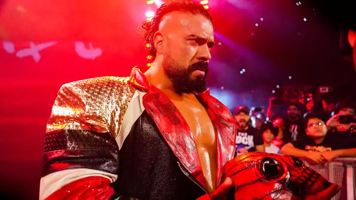Андраде покинул WWE