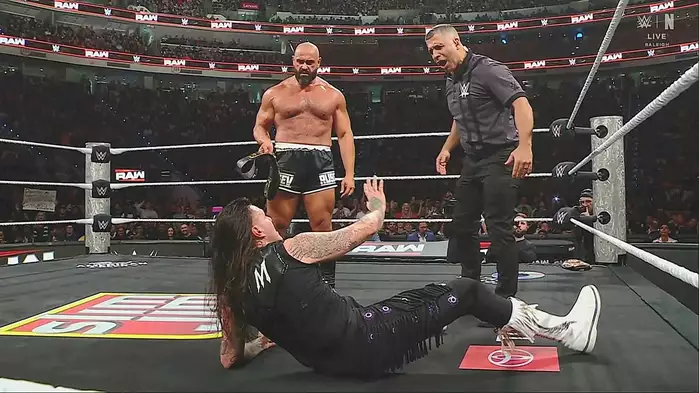 Чем закончился титульный матч Доминика Мистерио против Русева на Raw?