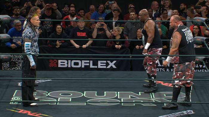 Чем закончился последний командный матч со столами Хардис и Team 3D на Bound for Glory 2025?