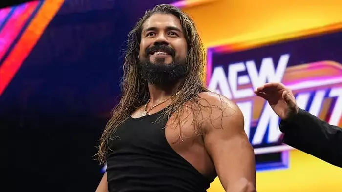 Известна причина отсутствия Андраде на экранах AEW