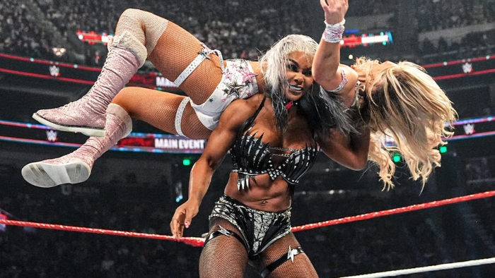 Чем закончился титульный матч Тиффани Страттон и Джейд Каргилл на Saturday Night's Main Event #41?