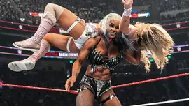 Чем закончился титульный матч Тиффани Страттон и Джейд Карги...