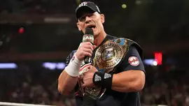 Джон Сина в последний раз появился на Raw перед завершением карьеры