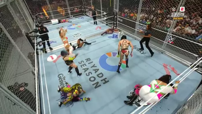 Чем закончились женские Военные Игры на Survivor Series 2025?