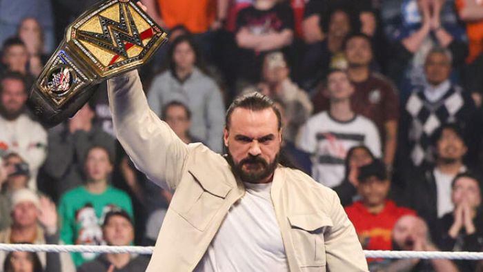 Дрю Макинтайра продвигают к выигрышу неоспоримого чемпионства WWE; WWE готовят возвращение на SmackDown