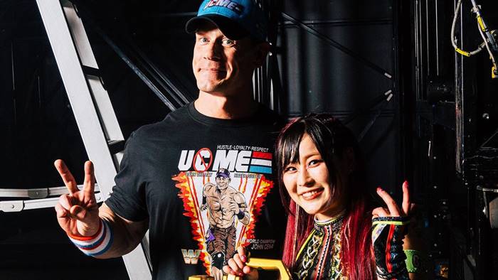 WWE назвали Джона Сину и Ио Скай лучшими рестлерами 2025 года