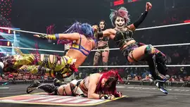 Чем закончился титульный матч Кабуки Уорриорс против Рии Рипли и Ио Скай на Raw 5 января?