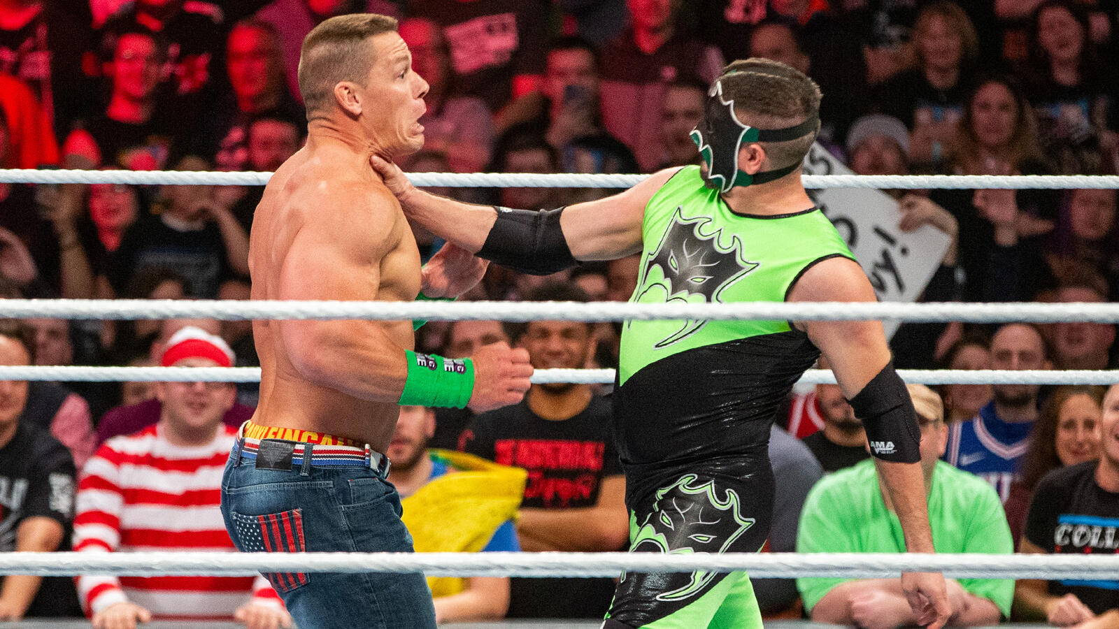 Плейлист: Самые забавные моменты в Royal Rumble матчах