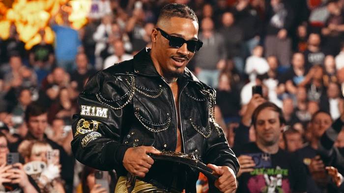 Кармело Хэйс провёл открытый вызов на SmackDown в Лондоне; Претендентский матч назначен на SmackDown и другое