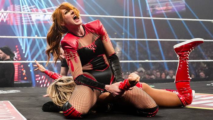 Чем закончился рематч за Интерконтинентальное чемпионство женщин на Raw 19 января?