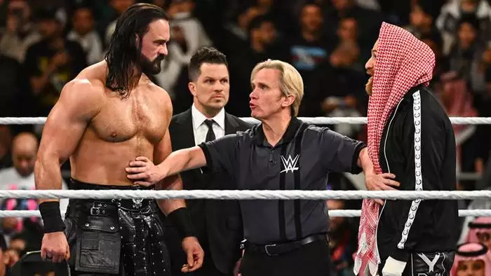 Чем закончился матч Дрю Макинтайра и Сэми Зейна за неоспоримое чемпионство WWE на Royal Rumble 2026?