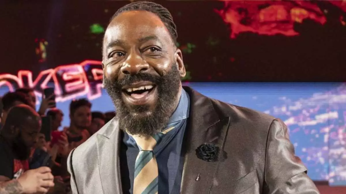 Сотрудник WWE заступился за Букера Ти после признания худшим комментатором года по версии WON