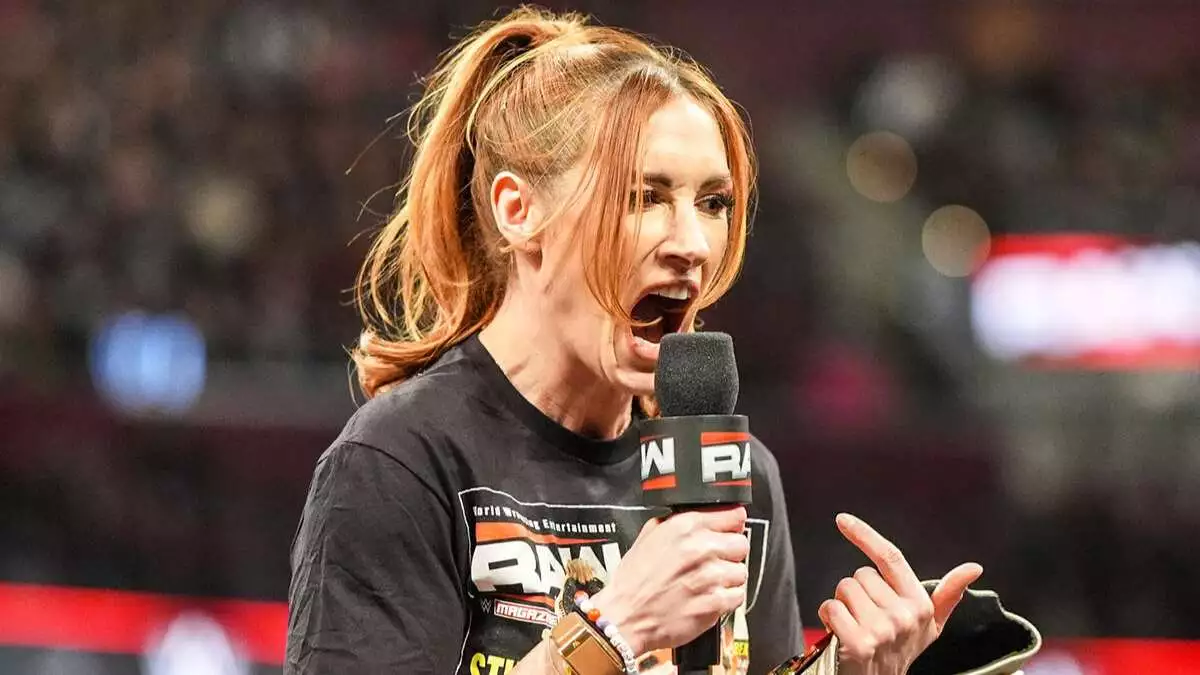 Бекки Линч стыдится первой фотосессии в нижнем белье: Продала душу за 150 долларов