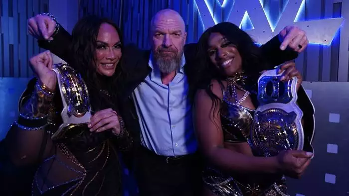 Планы для Irresistible Forces на WrestleMania 42; Травмированный рестлер готовится к возвращению в AEW и другое