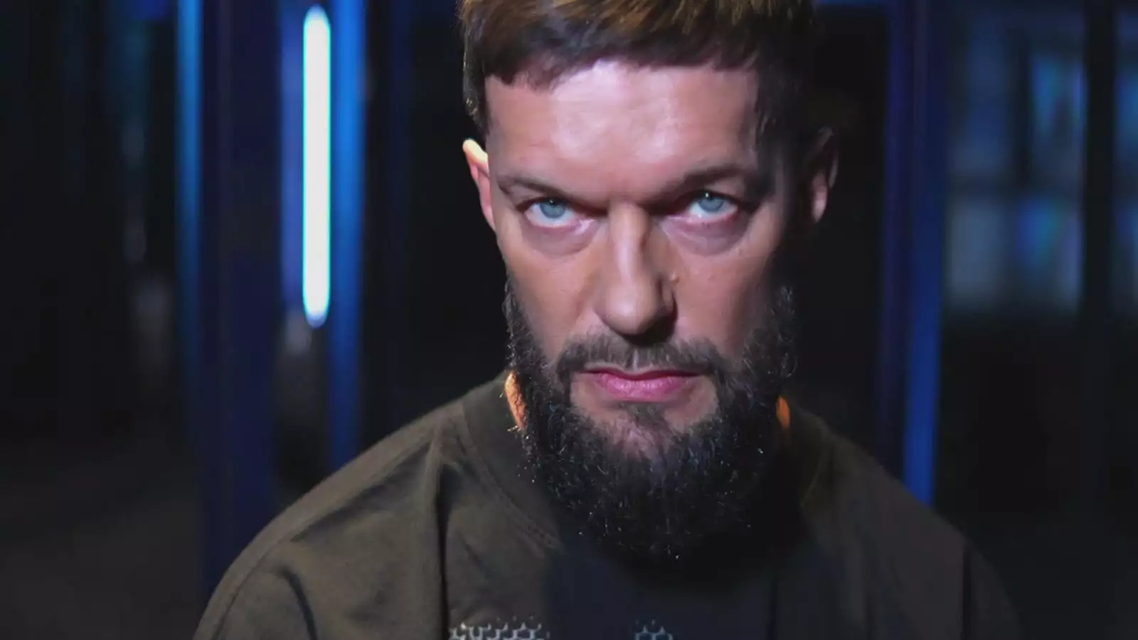 Финн Балор бросил вызов Доминику Мистерио на WrestleMania 42; Назначен лестниный титульный матч